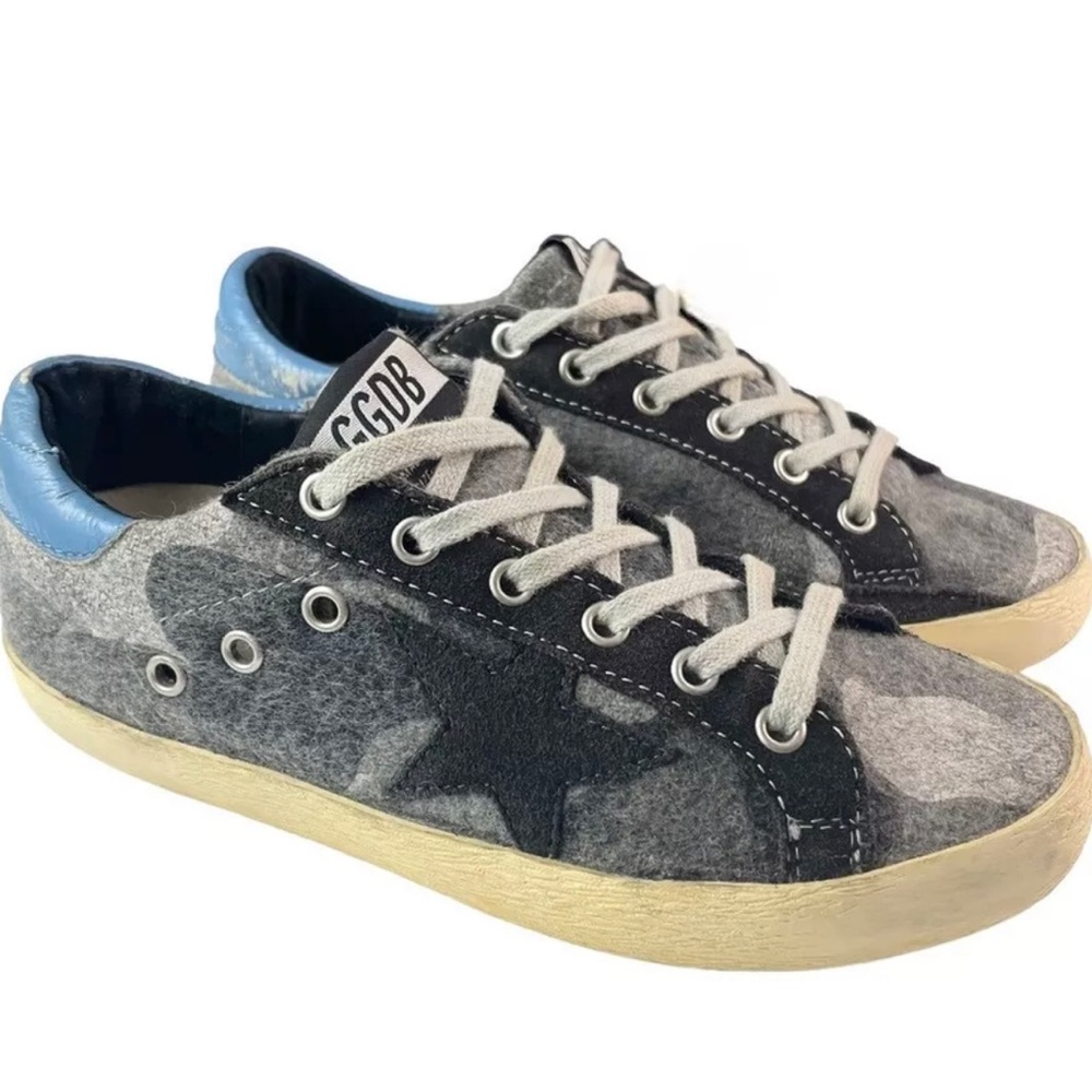 Golden Goose Sneakers